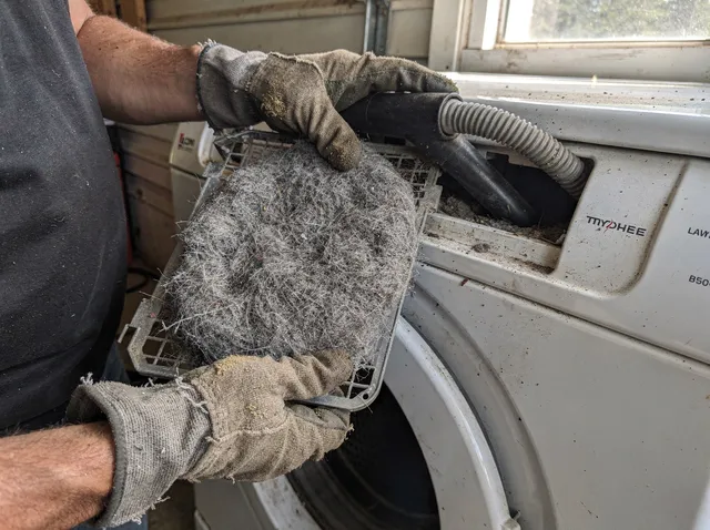 Cleaning Dryer Lint Trap in Hialeah, FL